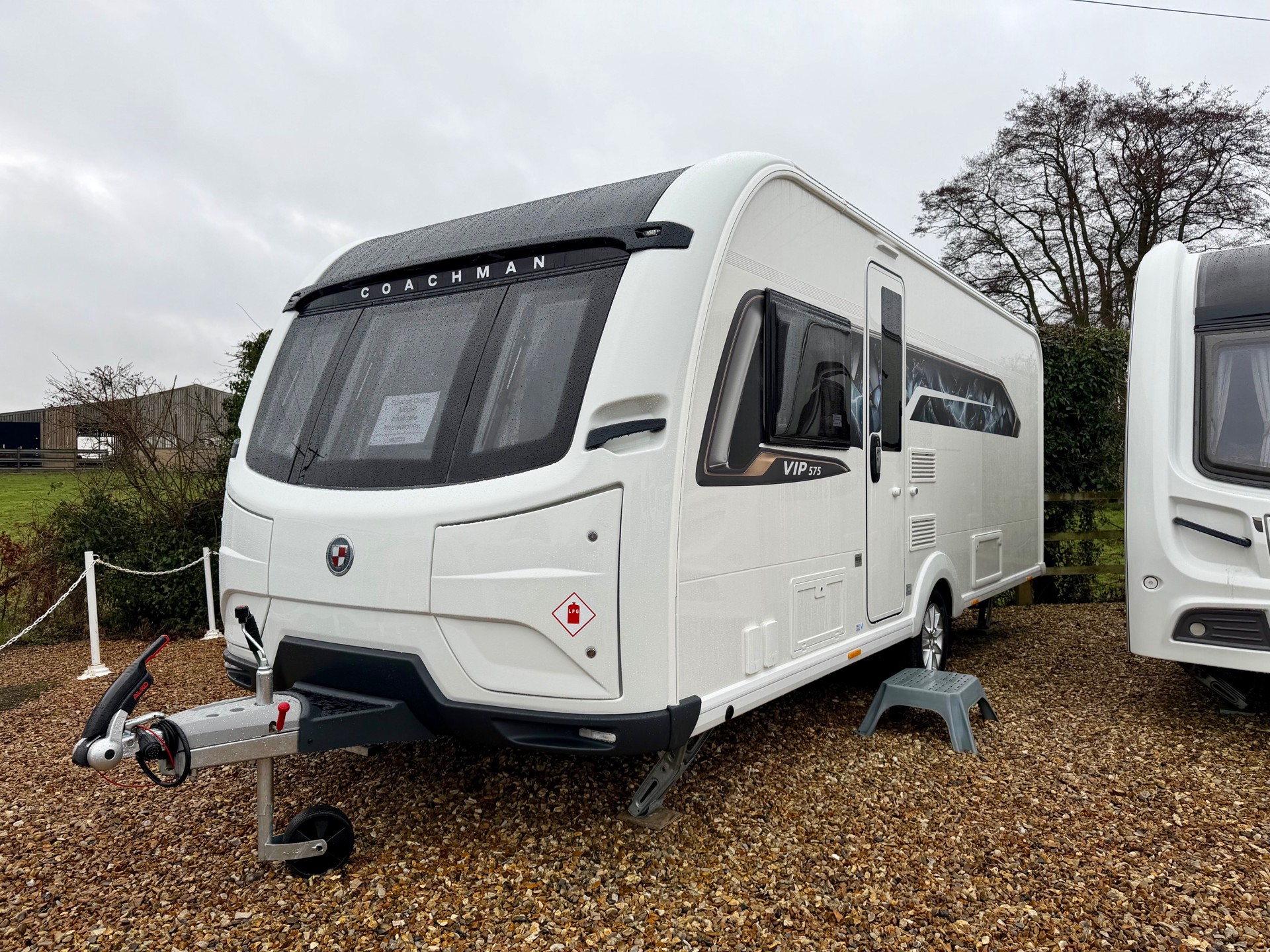 Coachman VIP 575