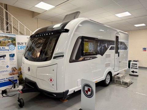 Coachman VIP 460